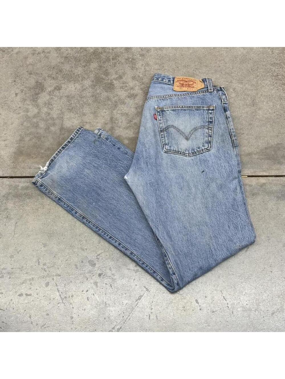 vintage levis 501 faded blue straight leg jeans size 36 x 34